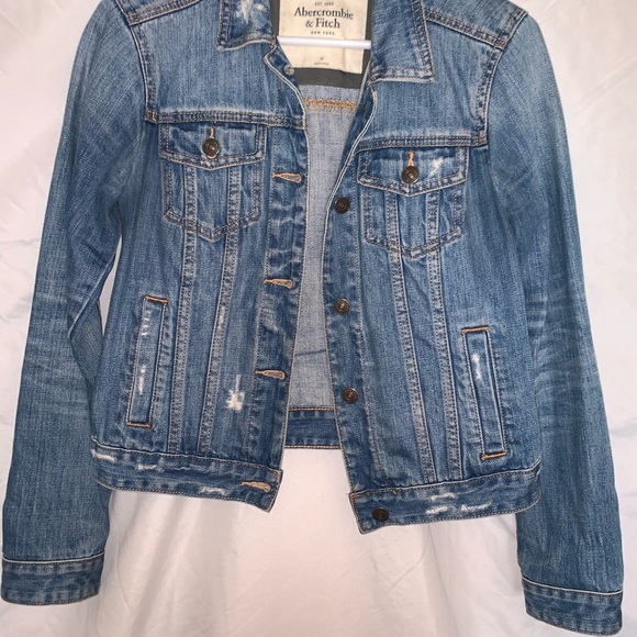 Distressed Jean Jacket - Picture 4 of 4